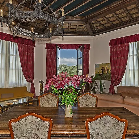 Eden Park Hotel